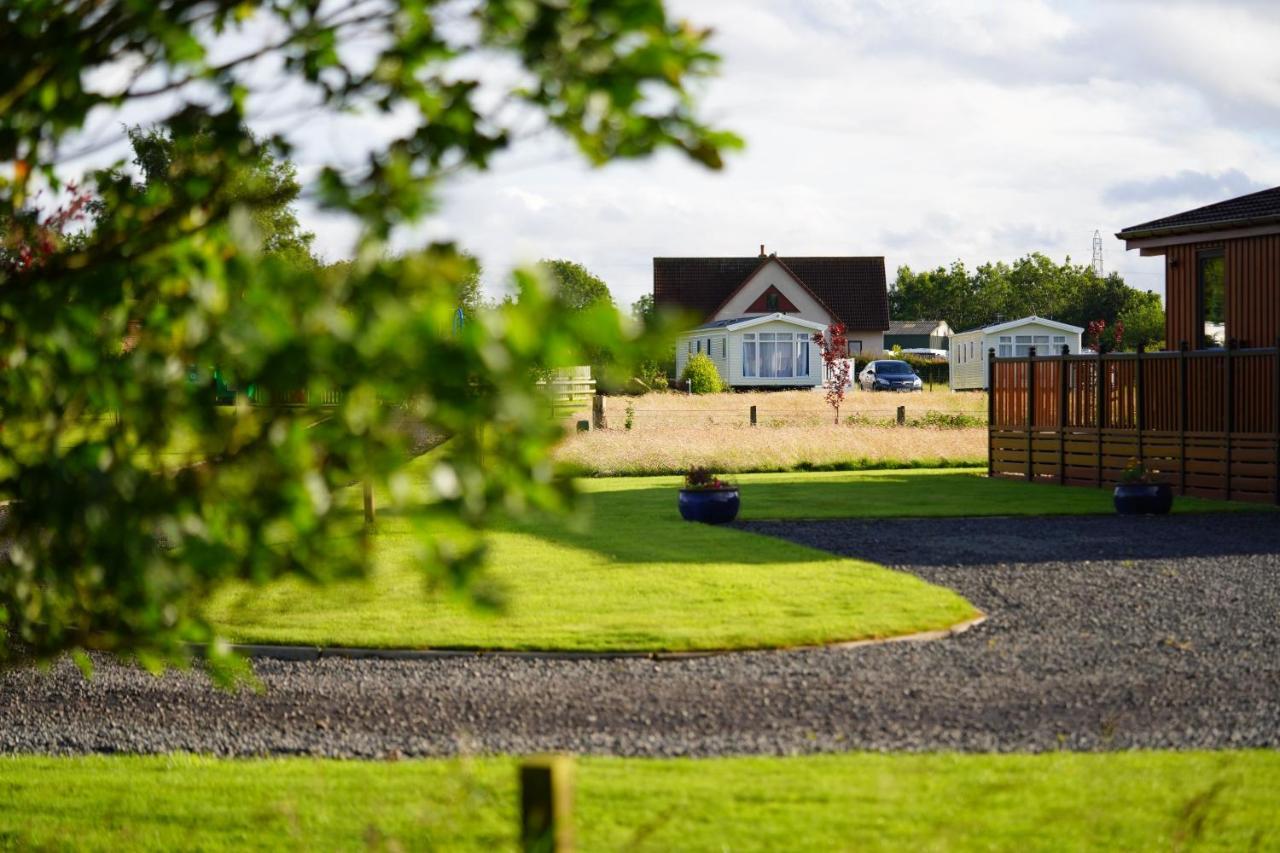 Linwater Holiday Park Villa Newbridge  Exterior foto