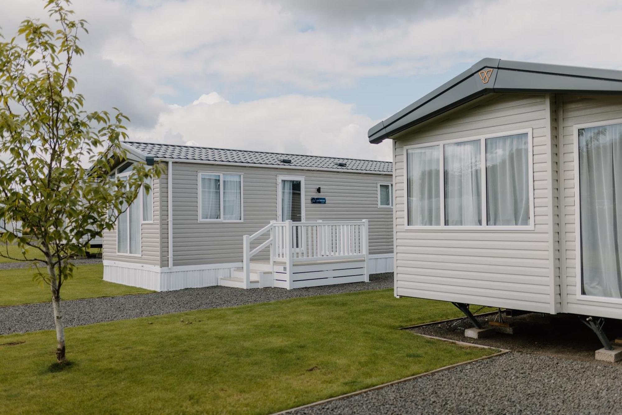 Linwater Holiday Park Villa Newbridge  Exterior foto