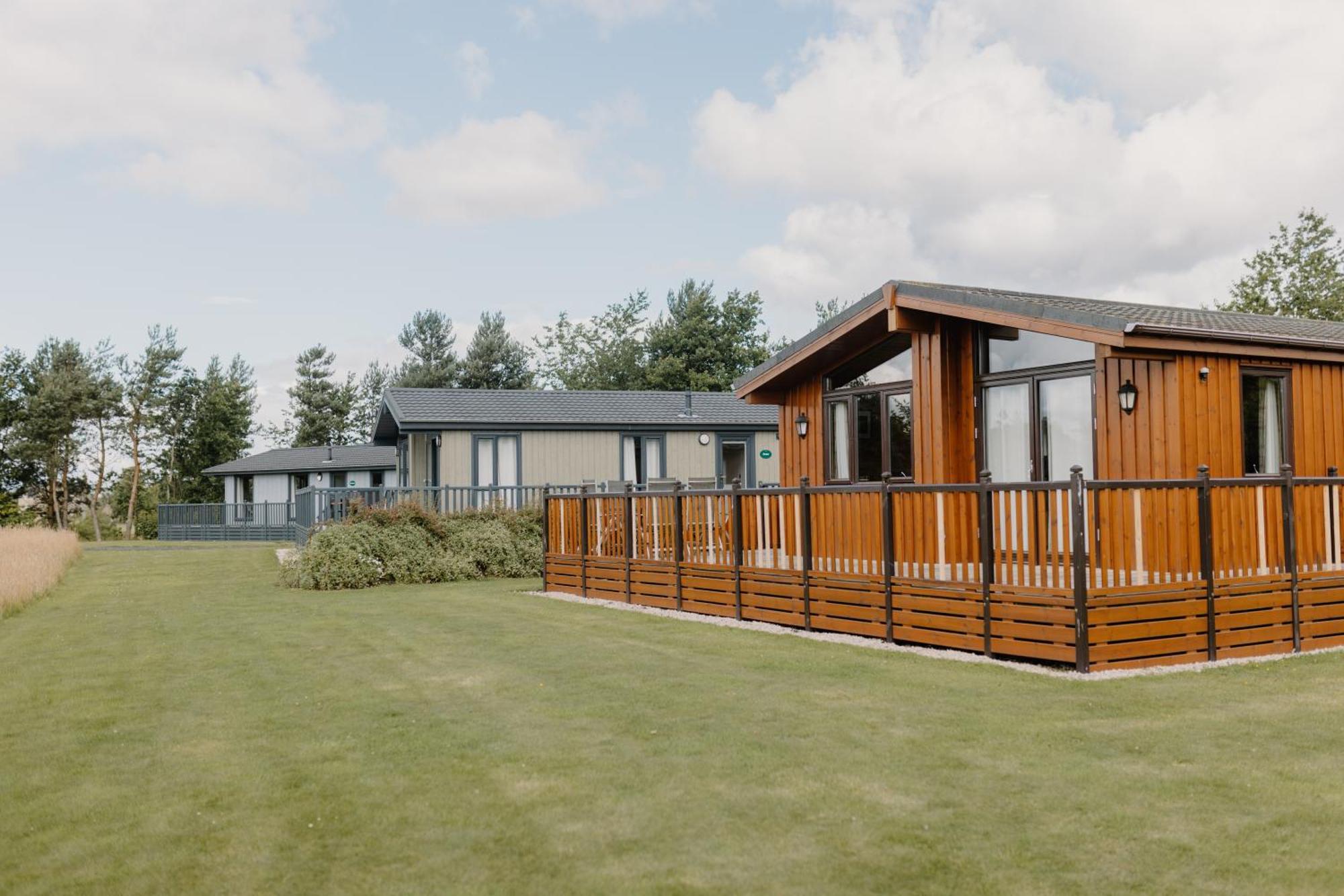 Linwater Holiday Park Villa Newbridge  Exterior foto